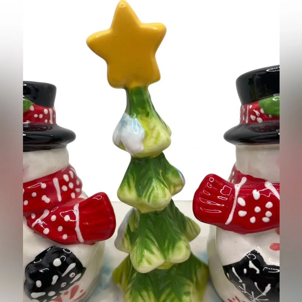 Christmas happy snowman couple. New. Ceramic .